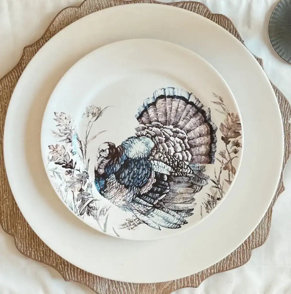 A blue and white Thanksgiving plate